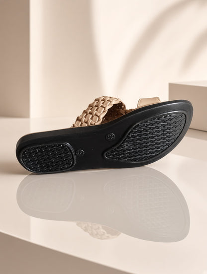 M7- Women’s Padded Woven Toe-Ring Flat Slippers