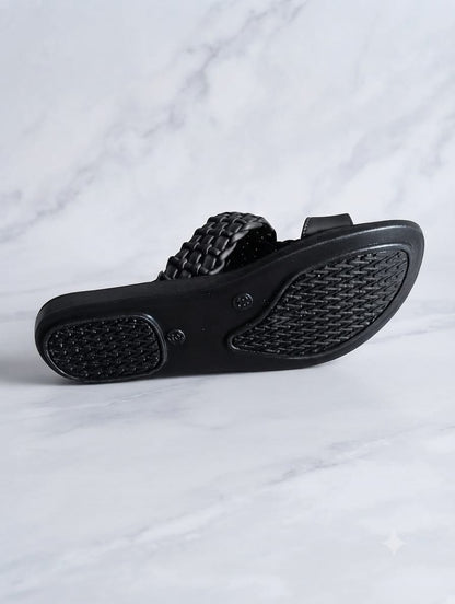 M7- Women’s Padded Woven Toe-Ring Flat Slippers